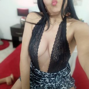 Model - Emely Rose anal