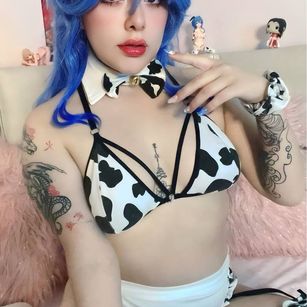 Model - AiKoki submissive