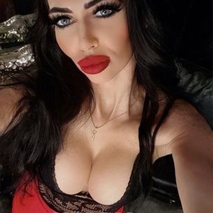 Model - MistressAntonella - High class DOMINATRIX l Sissification and fetish games EXPERT l Worship me domination