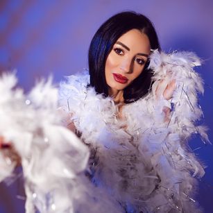 Model - AvaEmine CBT