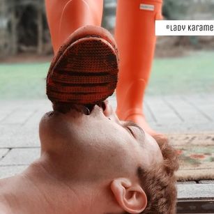 Model - Lady Karame sm