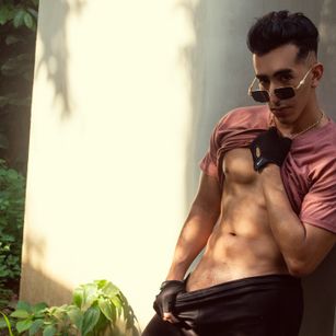 Model - Donovan fetish