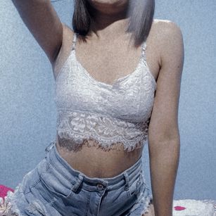 Model - linda purple small