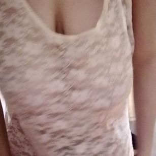 Model - NinaCherry strip