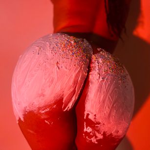 Model - Samantha Milan latina