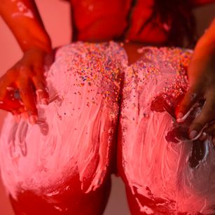 Model - Samantha Milan squirt