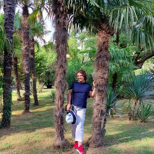 Model - Karina Hart fetish