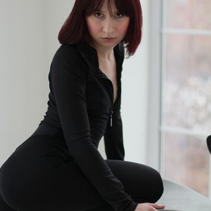 Model - RebeccaArthurs Dominatrix
