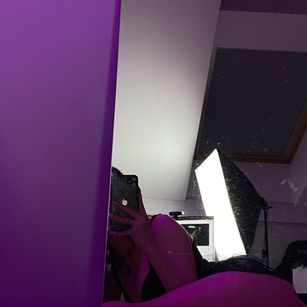 Model - CherryBoss fetish