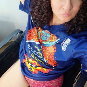 Model - SarahAngel21 feet