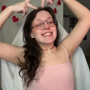 Model - emi_gooflord piercing