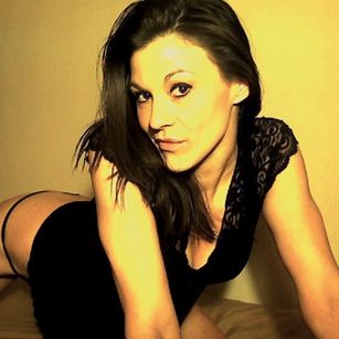 Model - Breanne brunette
