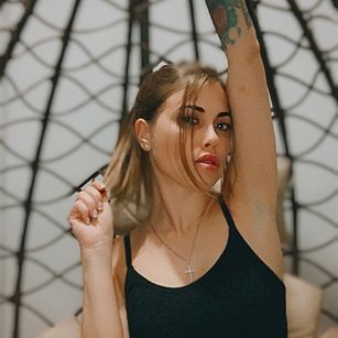 Model - LoliPage femdom