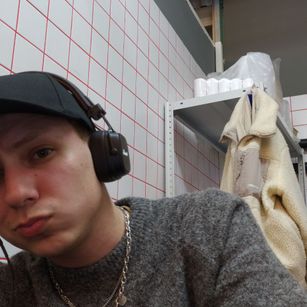 Model - NewApollon ass