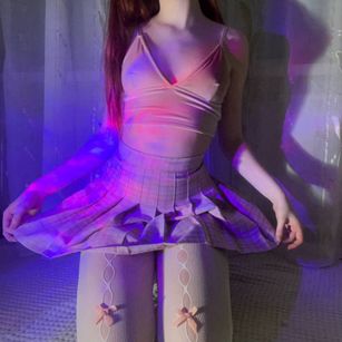 Model - Pretty Betty feet