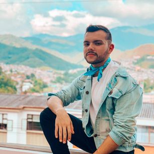 Model - Simon bigcock