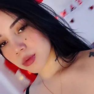 Model - madisonlean pies