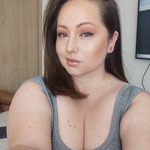 Model - Valeryvass smart