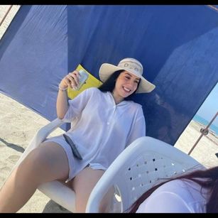 Model - madisonlean pies