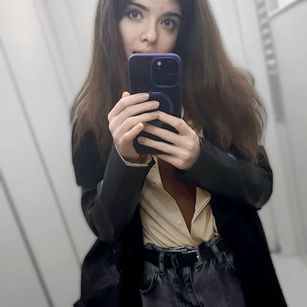 Model - Mary_Murphy dildo