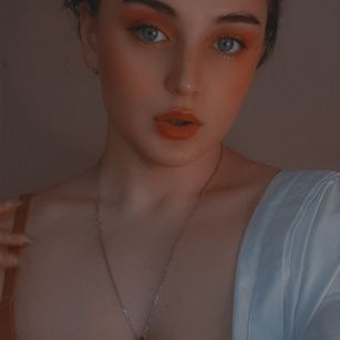 Model - Mistress Kira bigass