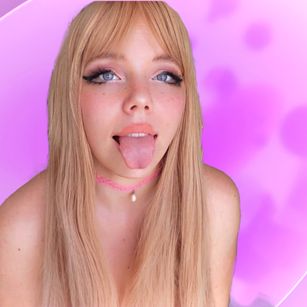 Model - AyraLust feet