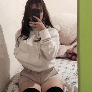 Model - Megara Polifem latina