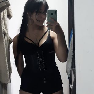 Model - Megara Polifem feet