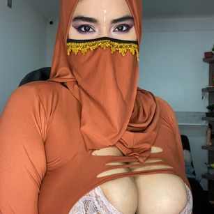 Model - ster_salen squirt