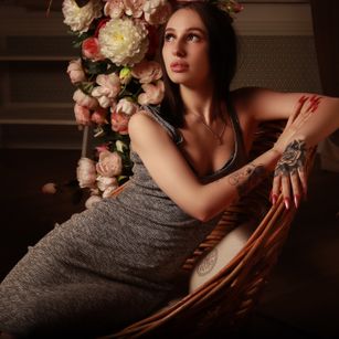 Model - NatalyKelly ass