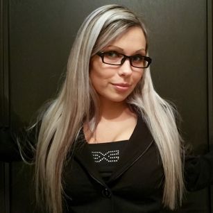 Model - Goddess Barbie Femdom Hottie mistress