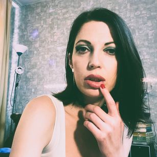 Model - Oleandra striptease