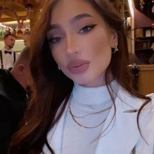 Model - ArielFlame english