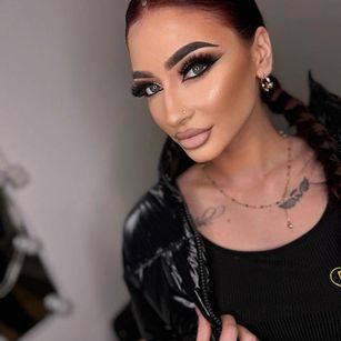 Model - ArielFlame european