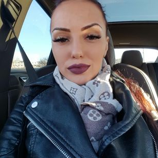 Model - MISTRESS Julia 5