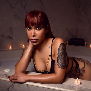 Model - Luna Villalobos anal