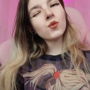 Model - Mia_Chi striptease