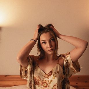 Model - Emilly mistress