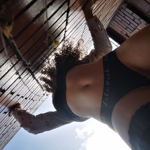 Model - victoria_z1 LLUVIADEORO