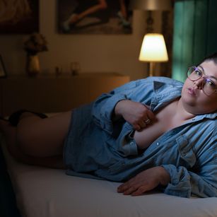 Model - Karina BBW