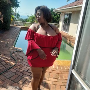 Model - SexyBustyWendy BBW