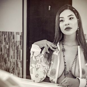 Model - Natasha Rey toys