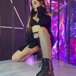 Model - Scarlet_Flame bigass