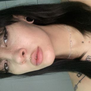 Model - Ana-vi squirt