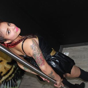 Model - EvaSlut feet