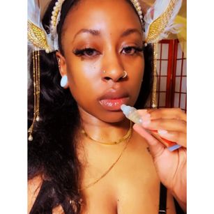 Model - Nyxie Chaos EBONYGODDESS