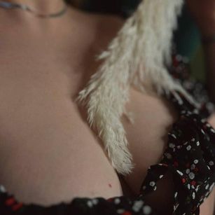 Model - Betty_Farmer bigboobs