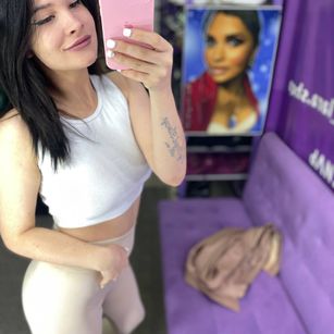 Model - MoonCat bigboobs