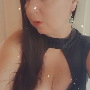 Model - JoiBleu humiliation