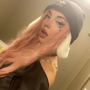 Model - Fawn college